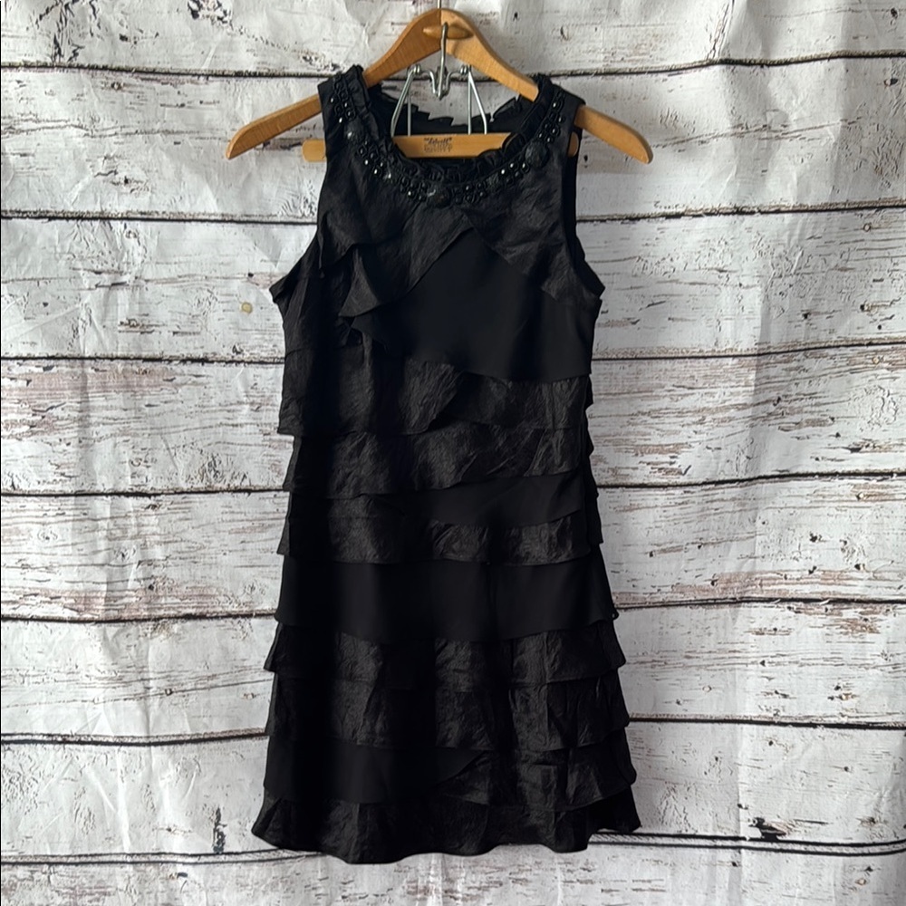 Women’s Elegant Black Sleeveless Dress size 10 petite